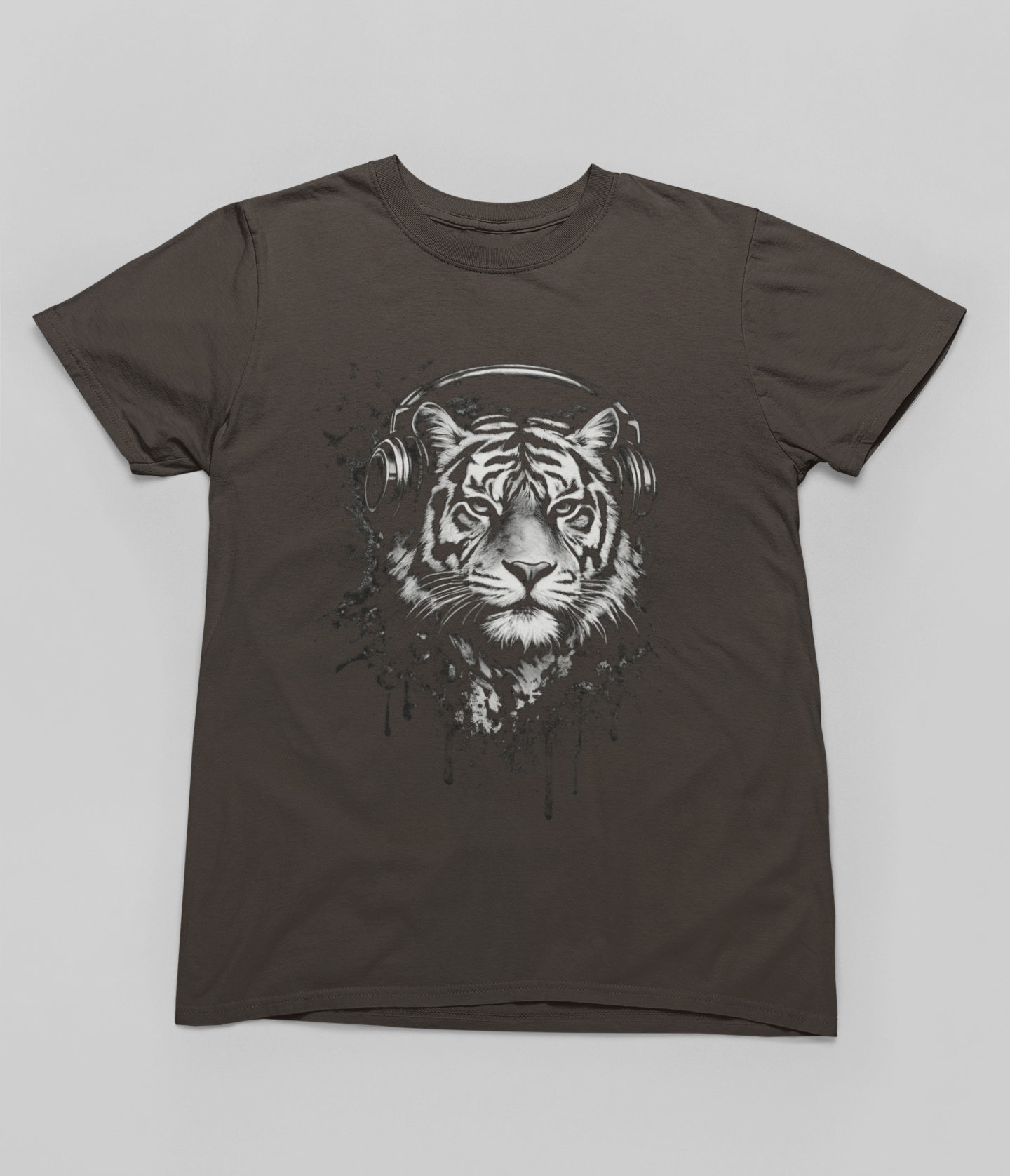 Tiger Headphones Graphic Tee – Streetwear Music Lover Shirt